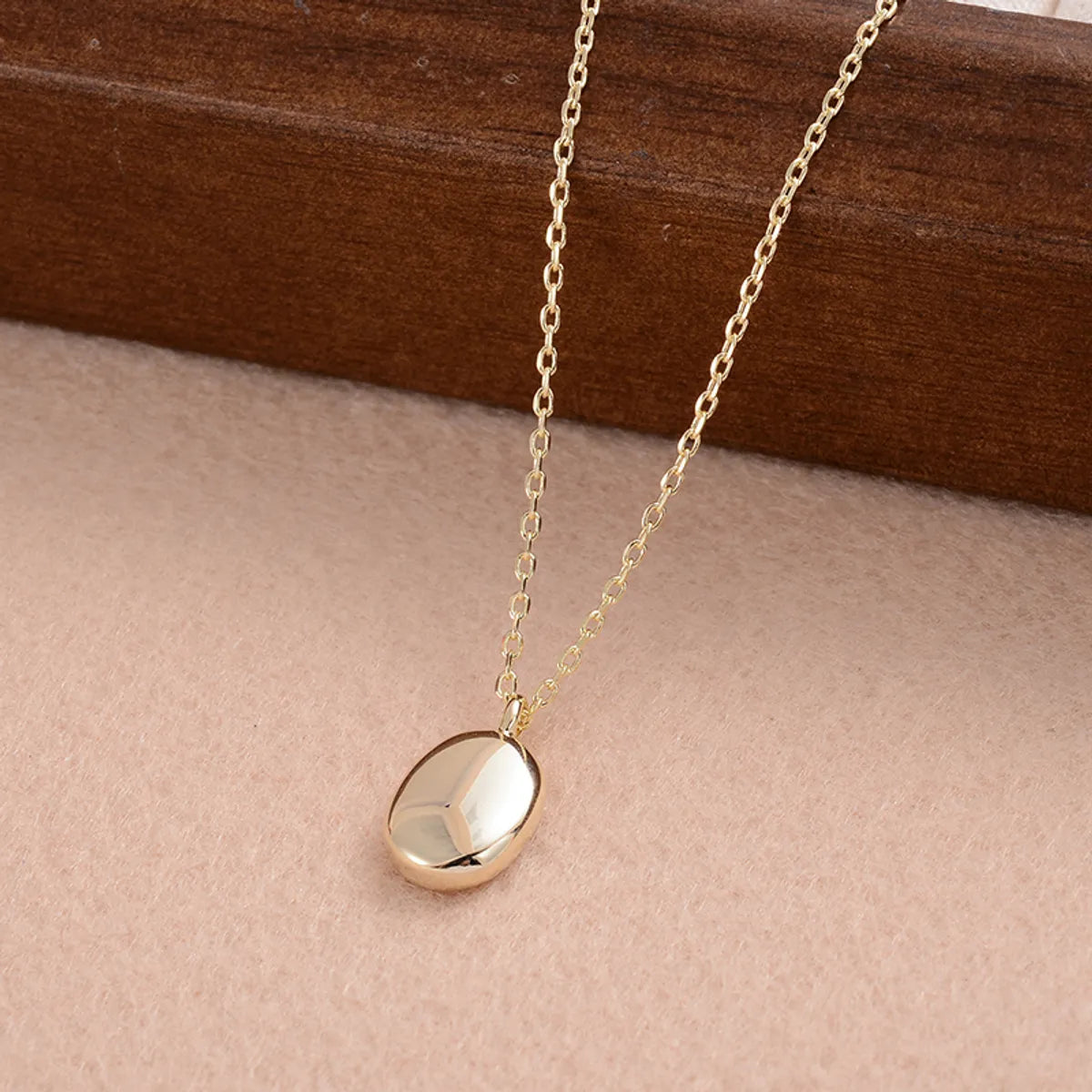 Ig Style Simple Style Oval Copper Pendant Necklace In Bulk