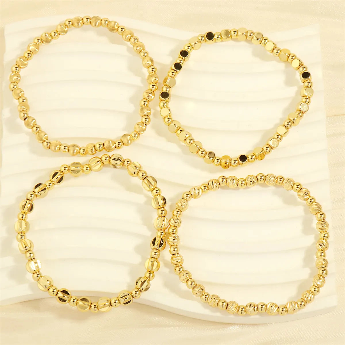 Ig Style Simple Style Round Copper Plating 18k Gold Plated Bracelets