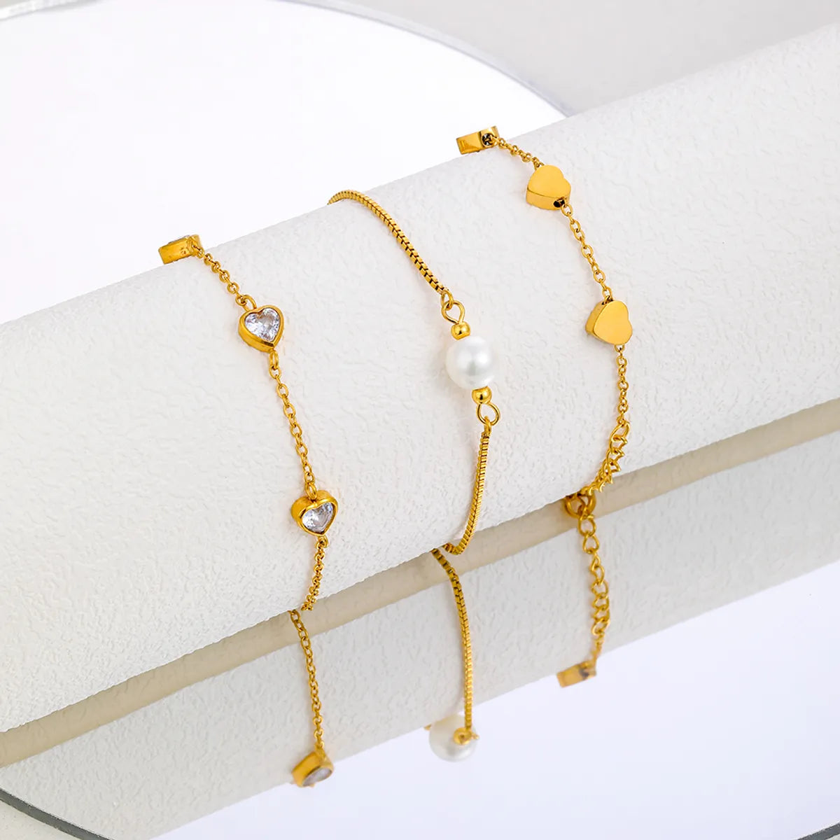 IG Style Simple Style Round Heart Shape 304 Stainless Steel 18K Gold Plated Zircon Bracelets In Bulk