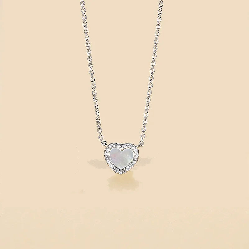 Ig Style Sweet Heart Shape Brass Gold Plated High Carbon Diamond Pendant Necklace In Bulk