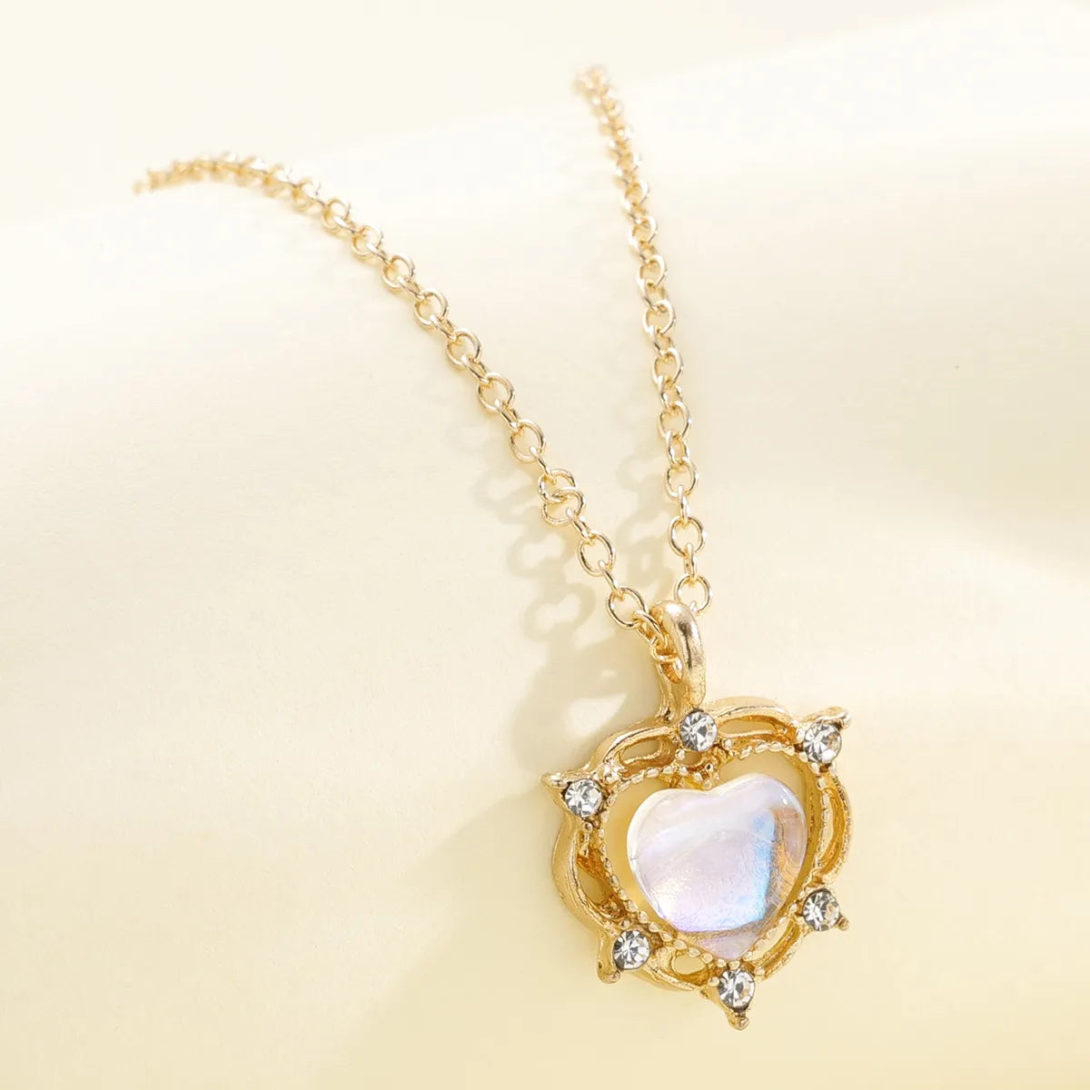 IG Style Sweet Heart Shape Moonstone Rhinestones Alloy Wholesale Pendant Necklace