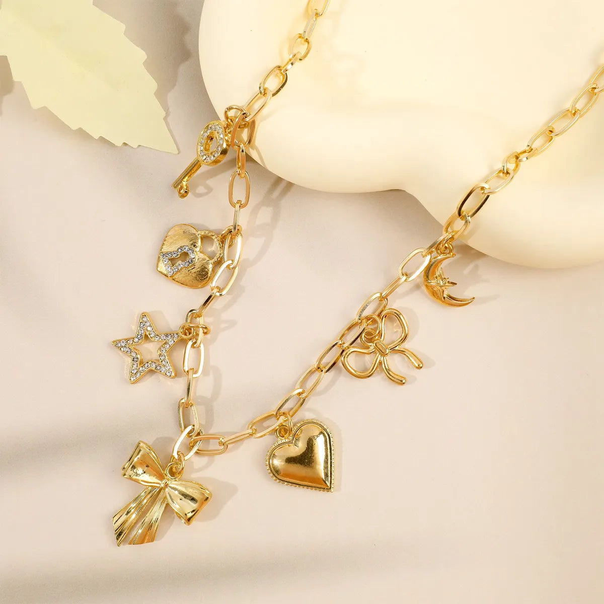 IG Style Sweet Simple Style Fruit Heart Shape Bow Knot Glass Alloy Wholesale Pendant Necklace