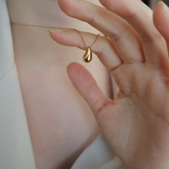 Ig Style Water Droplets Titanium Steel Plating 18k Gold Plated Pendant Necklace