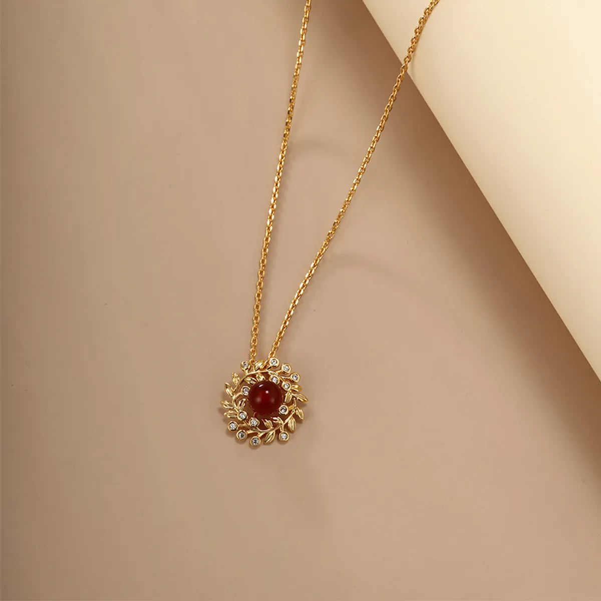 Ig Style Xuping Sun Crown Butterfly Copper Alloy Plating Hollow Out Inlay Artificial Diamond 14k Gold Plated 24k Gold Plated Women's Pendant Necklace