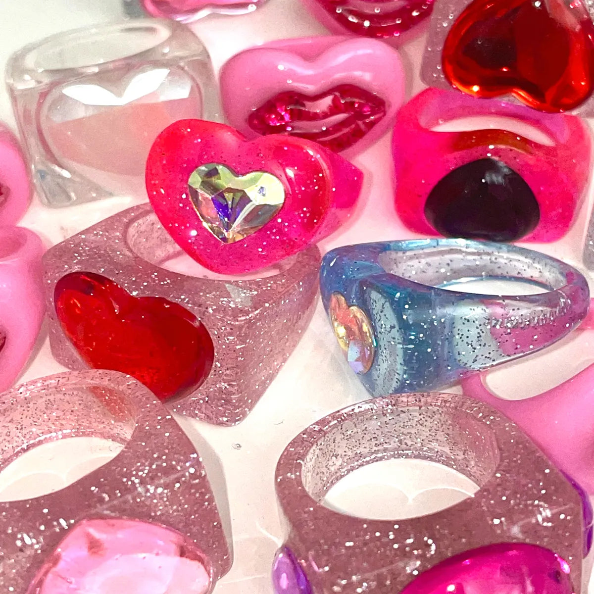 IG Style Y2K Cute Heart Shape Resin Enamel Inlay Artificial Rhinestones Women'S Wide Band Rings