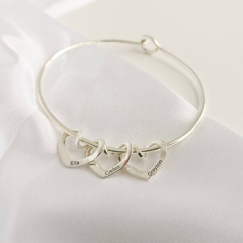 Custom Bangle Bracelet With Heart Shape•Mother Bracelet•Custom Engraved Heart•Personalized Name Bracelet