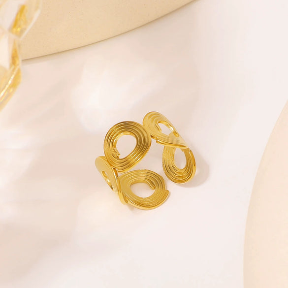 Ins Fashion Unisex Hypoallergenic Round Geometric Cut Out Ring Stainless Steel 18K Gold Plated