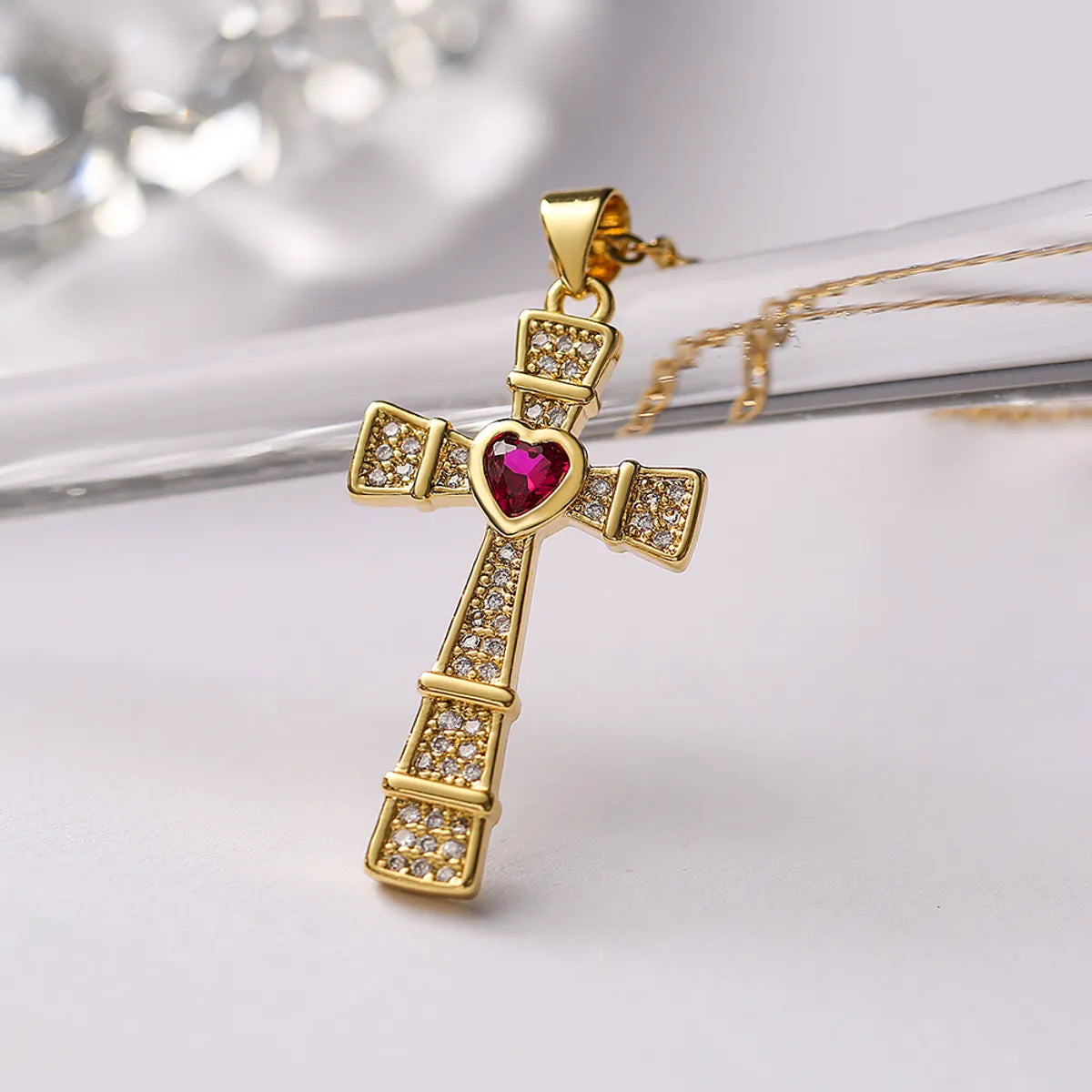 Ins Style Cross Copper Plating Inlay Zircon 18k Gold Plated Pendant Necklace