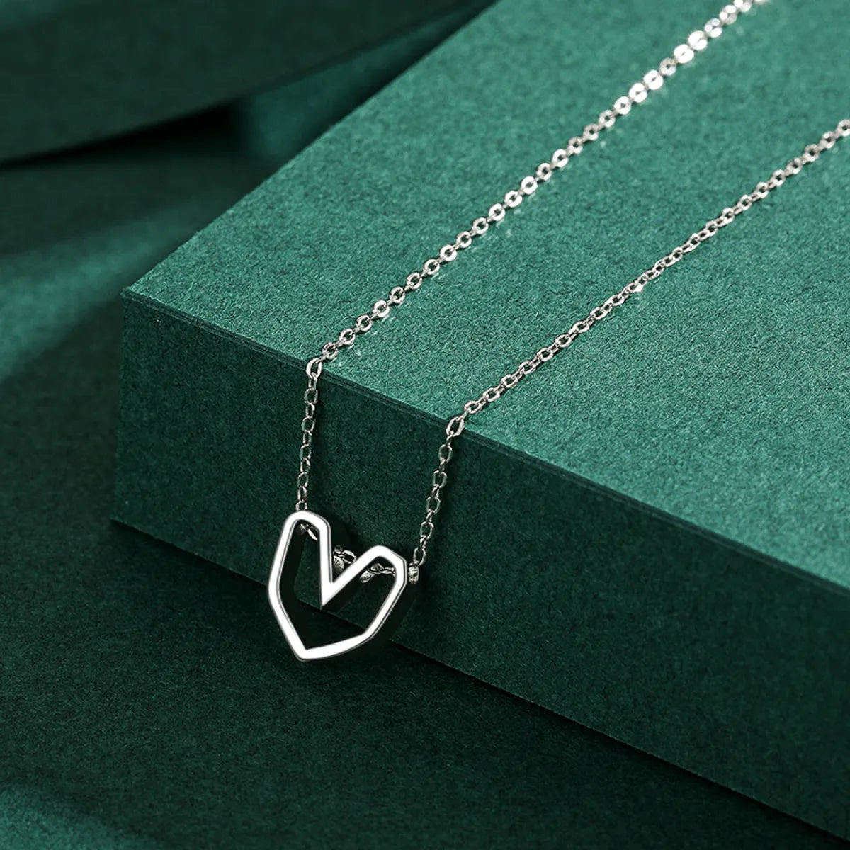 Ins Style Simple Style Heart Shape Sterling Silver Plating Hollow Out Rose Gold Plated Rhodium Plated Necklace