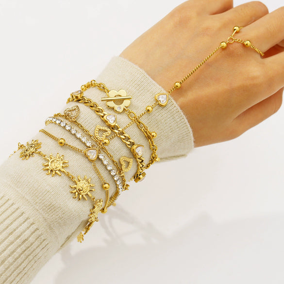 Ins Style Unique Design Simple Connection Gold Plated Stainless Steel Bracelet With Heart Shape And Geometric Shape For Women And Unisex