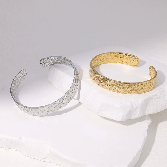 Irregular Stripes Titanium Steel And Stainless Steel Opening Adjustable Bracelet With Electroplating Treatment