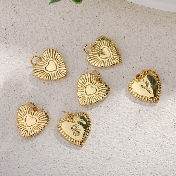 Jewelry Accessories Copper Plated Real Gold Heart Shaped Pendant With Dragon Pattern And Letter Style