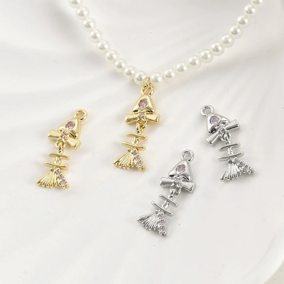 Jewelry Accessories Copper Small Fish Bone Pendant Electroplated With Fine Powder Zirconium And Pearl For Diy