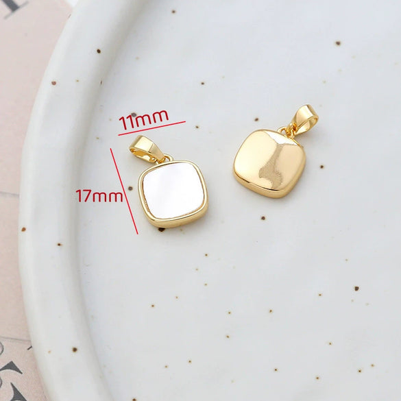 Jewelry Accessories Handmade With Natural Fritillary Bag Phlogopite Pendant Retro Style Electroplated 14K Gold Color Retention