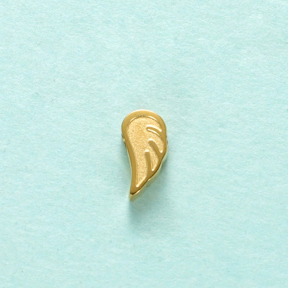Jewelry Accessories Stainless Steel Angel Wings Pendant With Wave Pattern And Electroplating Treatment