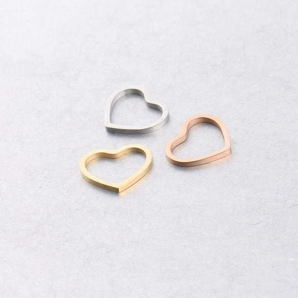 Jewelry Accessories Stainless Steel Hollow Heart Pendant And Ring With Smooth Pattern And Fine Polishing