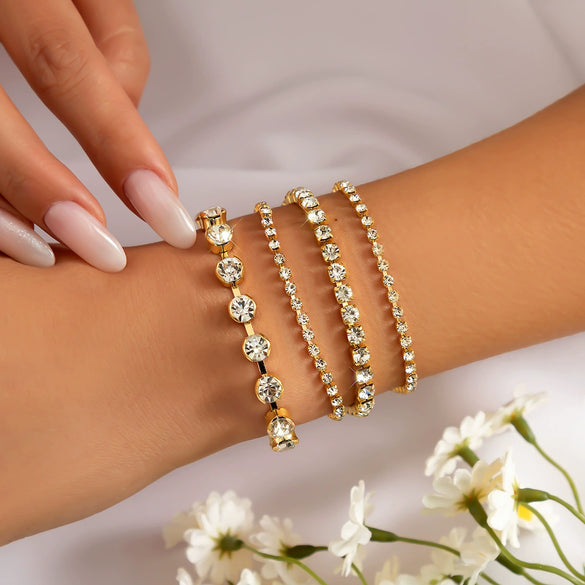 Jewelry Alloy Heart Rhinestone Beaded Bracelet Retro Light Luxury Style Electroplating