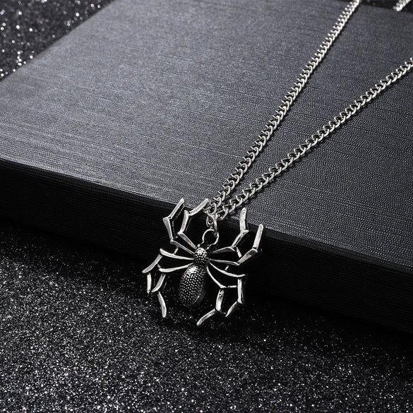 Jewelry Alloy Insect Pendant Necklace Electroplating Street Punk Three Dimensional Design