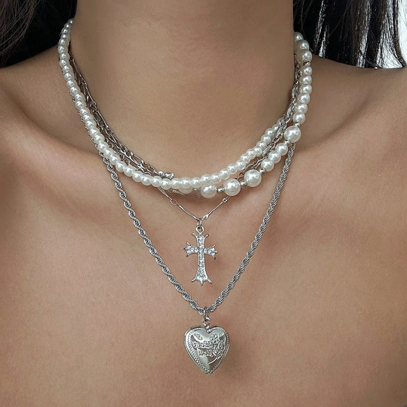 Jewelry Alloy Iron Chain Imitation Pearl Geometric Peach Heart Electroplating Women's Clavicle Chain Necklace