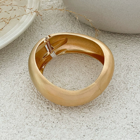 Jewelry Alloy Light Luxury Irregular Bracelet Electroplated