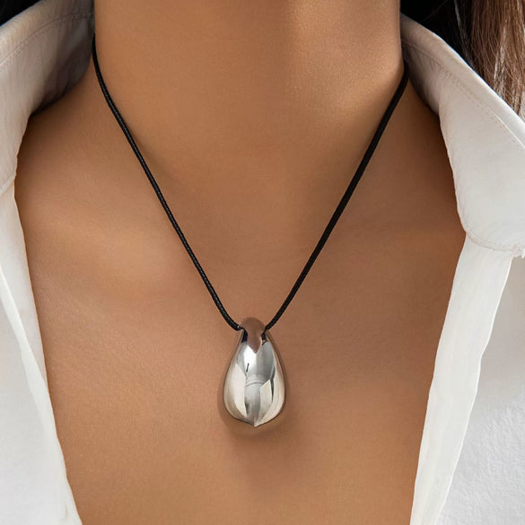Jewelry Alloy Metal Geometric Teardrop Pendant Snake Bone Chain Electroplated Punk Necklace For Women