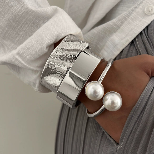 Jewelry Alloy Smooth Hammer Bracelet Exaggerated Hiphop Style Electroplated
