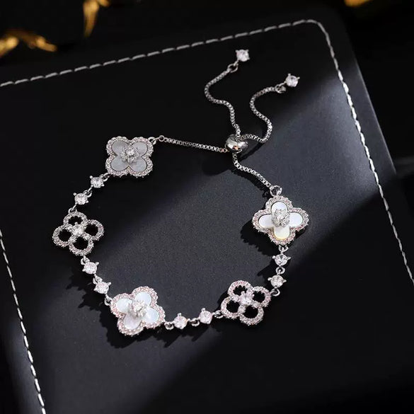Jewelry Alloy Sweet Sakura Leaves Shaped Bracelet Microinlaid Zircon Set With Diamonds Fashion Style