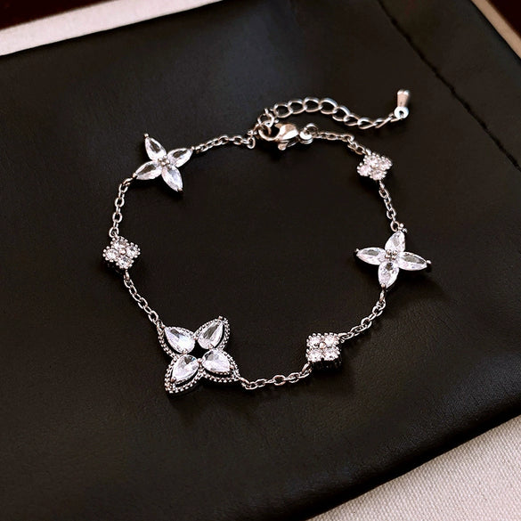Jewelry Alloy Sweet Sakura Leaves Shaped Bracelet Microinlaid Zircon Set With Diamonds Fashion Style