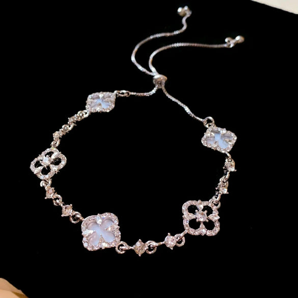 Jewelry Alloy Sweet Sakura Leaves Shaped Bracelet Microinlaid Zircon Set With Diamonds Fashion Style