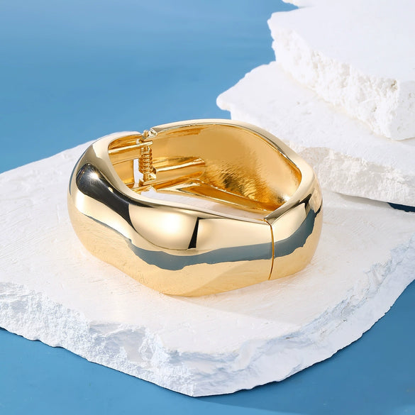 Jewelry Bracelets Alloy Geometric Exaggerated Design Electroplating Wave Shape