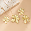 Jewelry Copper Chain Alloy Clavicle Chain With Curled Five Leaf Stamen Snake Design And Electroplating Treatment