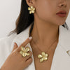 Jewelry Copper Chain Alloy Clavicle Chain With Curled Five Leaf Stamen Snake Design And Electroplating Treatment