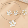 Jewelry Copper Chain Alloy Clavicle Chain With Curled Five Leaf Stamen Snake Design And Electroplating Treatment