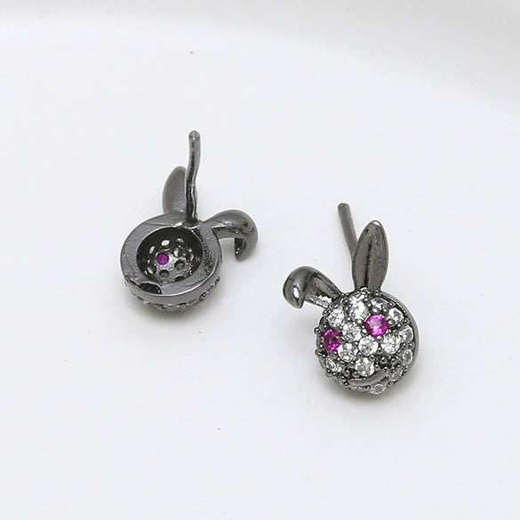 Jewelry Copper Gold Plated Inlaid Zirconium Rabbit Round Shield Badge Accessories Handmade Minimalist Electroplating