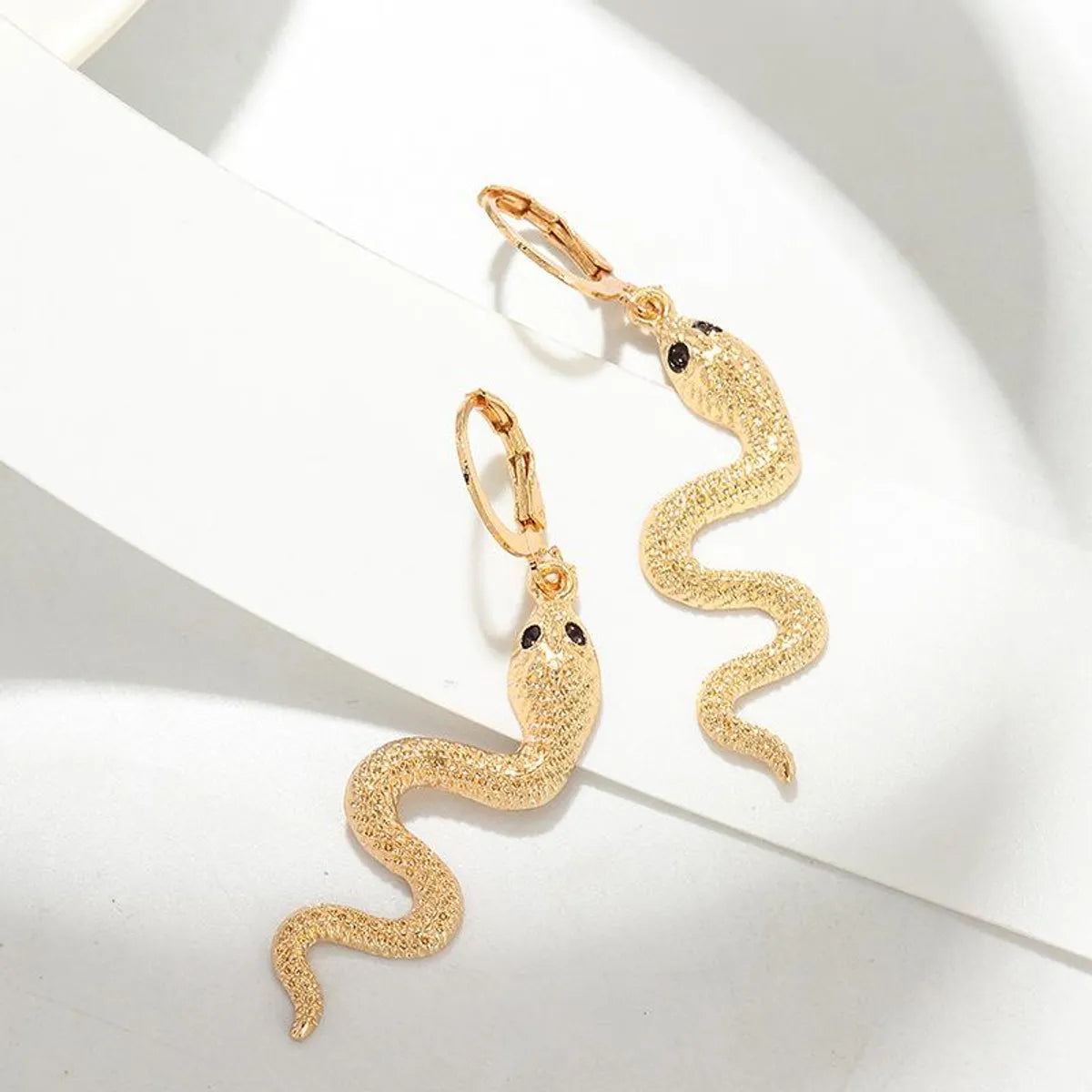 Jewelry Fashion Creative Snake Element Earrings Pop Punk Metal Snake Earrings