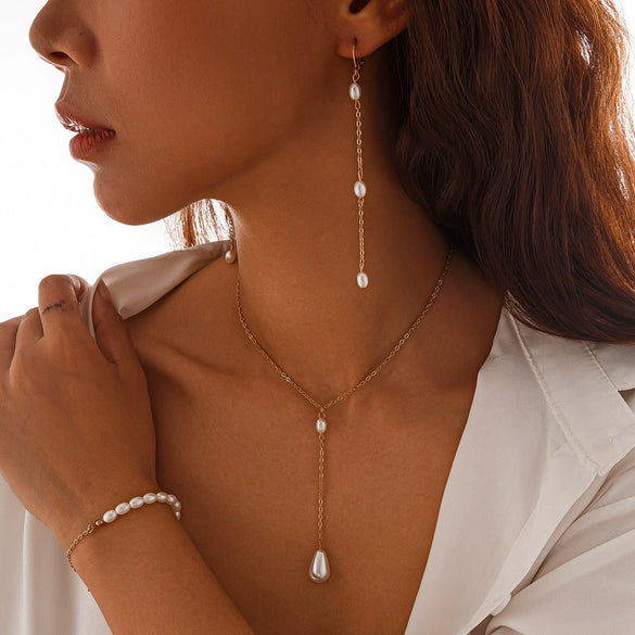 Jewelry Imitation Pearl Cross Alloy Chain Electroplated Geometric Clavicle Chain