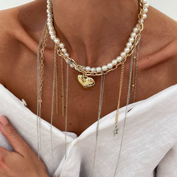 Jewelry Imitation Pearl Iron Pendant Necklace Geometric Heart Shape Electroplating For Women