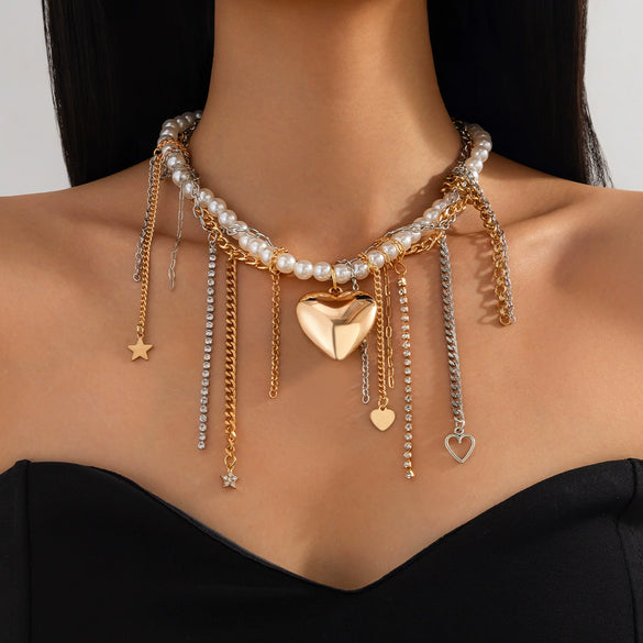 Jewelry Imitation Pearl Iron Pendant Necklace Geometric Heart Shape Electroplating For Women