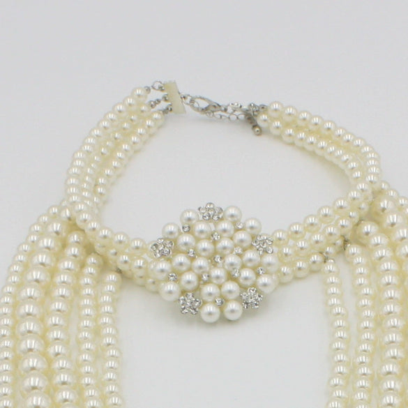 Jewelry Imitation Pearl Ushaped British Retro Style Snake Bone Chain Necklace With Pearlescent Treatment