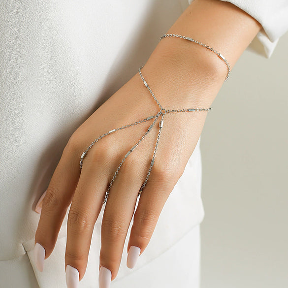 Jewelry Metal Chain Finger Bracelet For Women With Imitation Pearl Rhinestone Geometric Pattern Electroplated