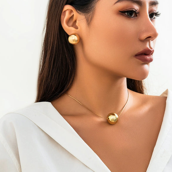 Jewelry Metal Plastic Snake Bone Chain Geometric Ball Clavicle Necklace For Women Electroplated Punk Style