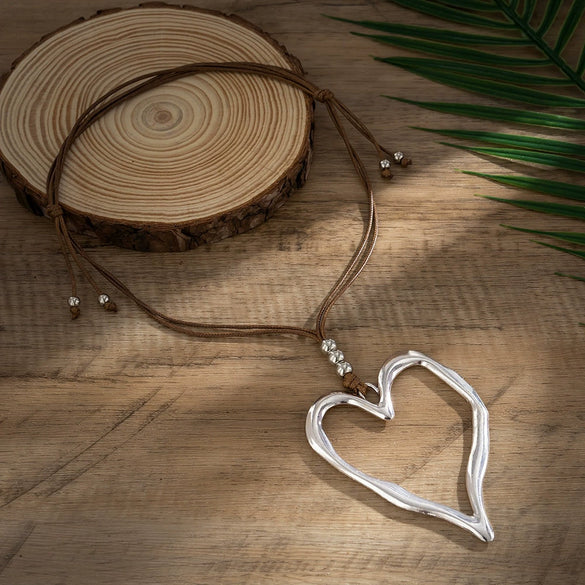Jewelry Metal Zinc Alloy Heart Retro Exaggerated Love Necklace For Women