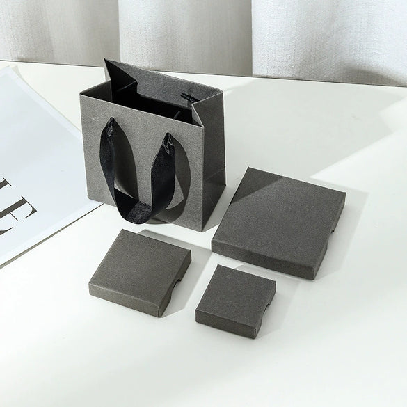 Jewelry Packaging Box With Heaven And Earth Cover Made Of Paper And Cardboard