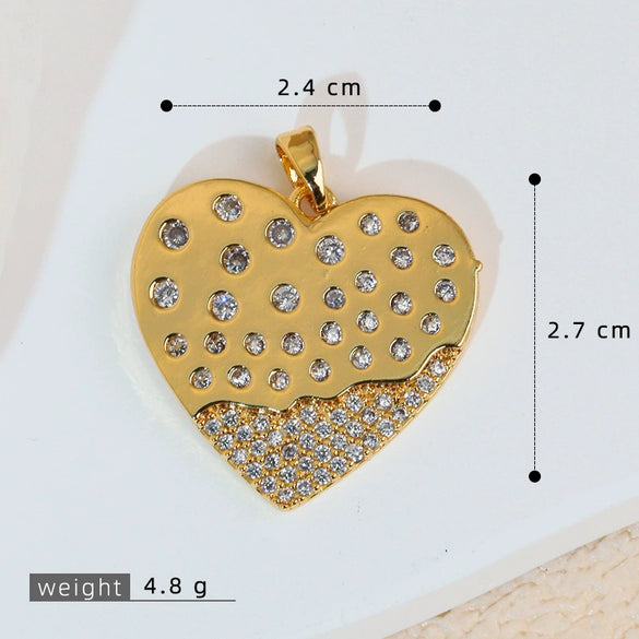 Jewelry Pendant Copper Heart Shape 18K Gold Plated Micro Inlaid Zircon Handmade