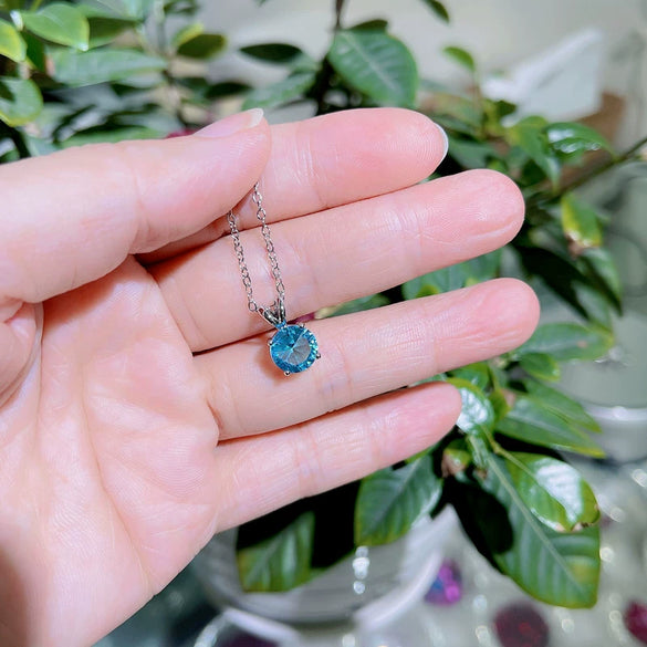 Jewelry Platinum Plated Zircon Necklace Simple Women's Allmatch Pendant Factory Wholesale Pendant