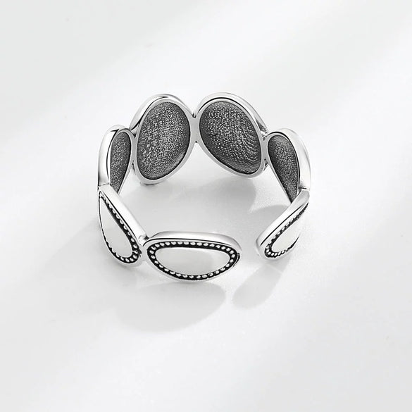 Jewelry Retro Oval Copper Ring With Animal Zodiac Pattern And Electroplating Treatment For Women