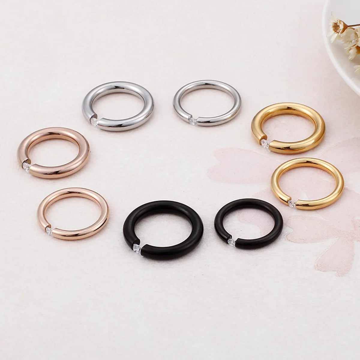 Japanese And Korean Jewelry Simple Jewelry Titanium Steel Couple Small Ring Personality Fashion Zirconium Diamond Ring Factory Custom Processing