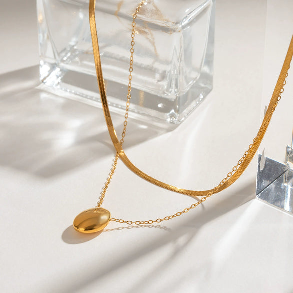 Jewelry Stainless Steel And Titanium Steel Geometric Oval Pendant Necklace With Electroplating Treatment