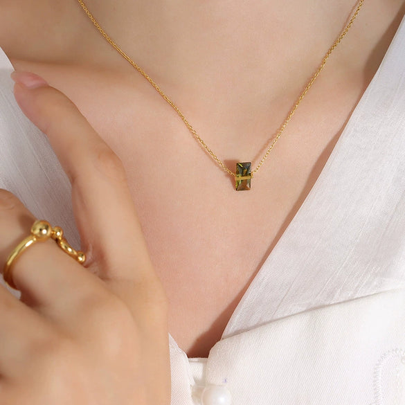 Jewelry 316L Stainless Steel Geometric Zircon Pendant Necklace For Women With Electroplating