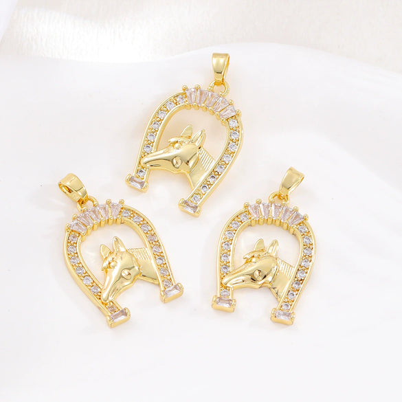 Jewelry Unicorn Copper Pendant Necklace With U Shaped Pattern And Electroplating Design For Women